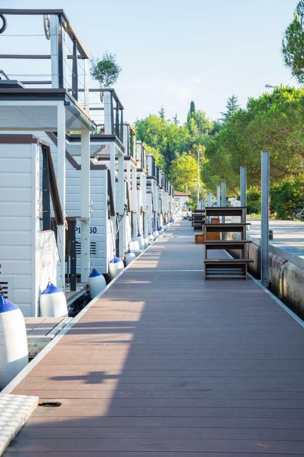 Вилла Floating House - Marina Relax Порторож Экстерьер фото
